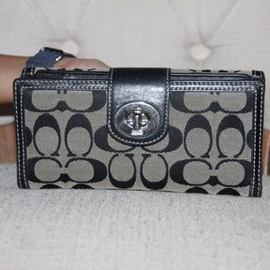 NWT Coach Wallet